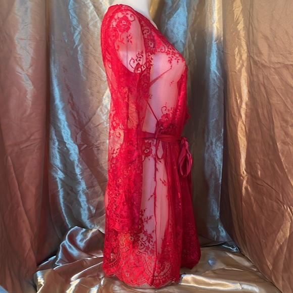 Honey Birdette Lovelace Red Robe - Picture 4 of 5